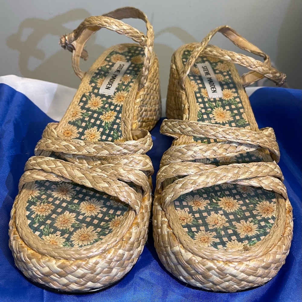 Steve Madden Vintage 90s Y2K Straw Raffia Chunky Platform Sandal